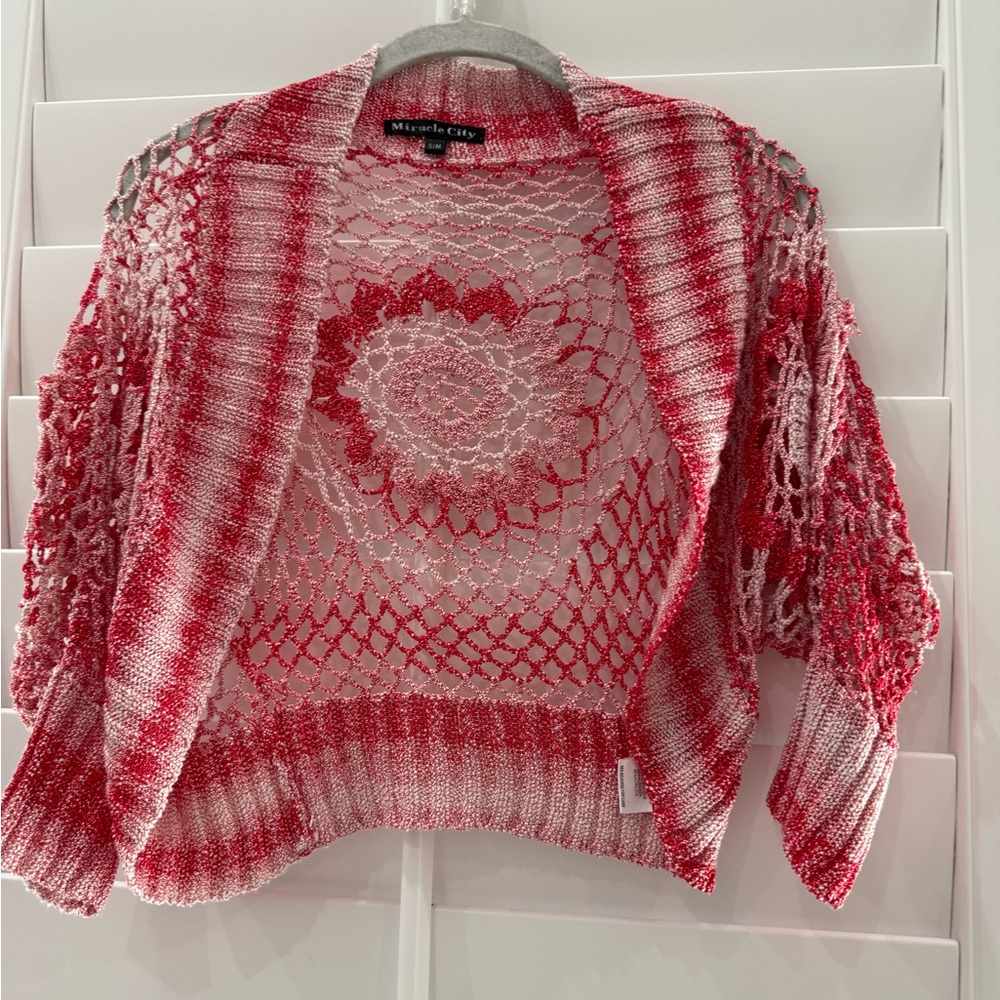 Miracle City Alfred Dunner Red‎ and White Open-Knit Cardigan